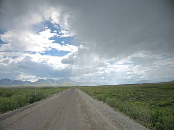 Alask-Tombstone-clouds-hwy